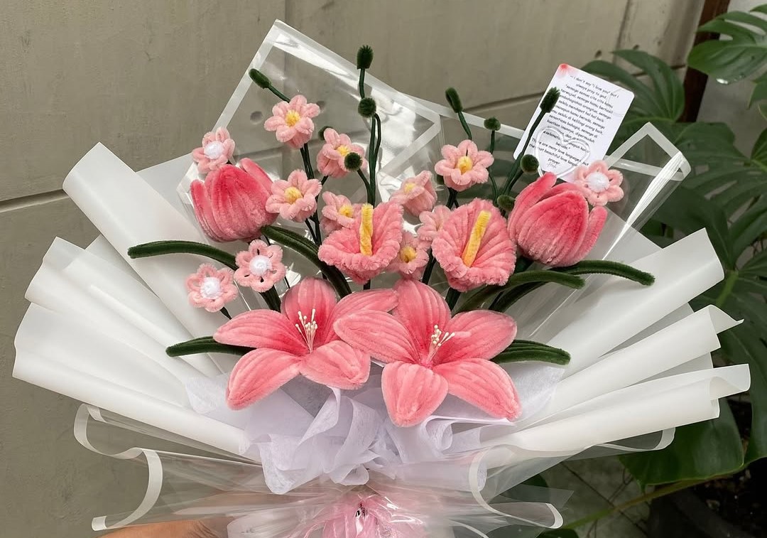 Heela Bouquet Hero